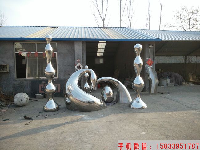 廣場不銹鋼鏡面雕塑，水滴狀雕塑