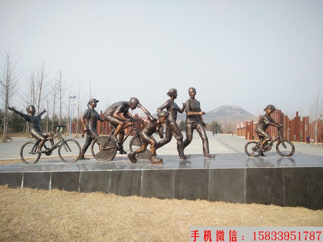 歡快的人群雕塑，人物銅雕塑